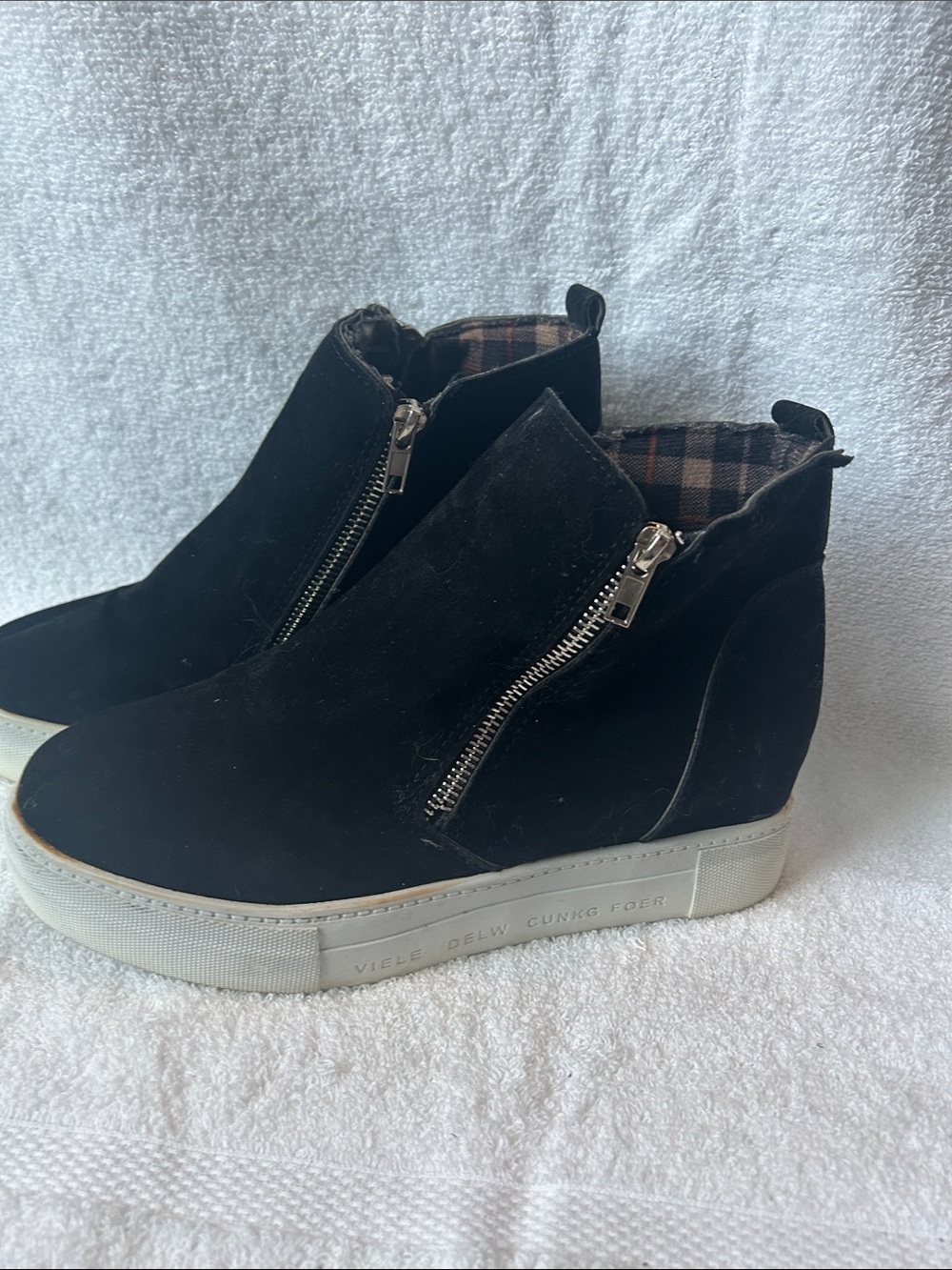 Steve Madden Women's Black Suede Wedge Zip Sneakers